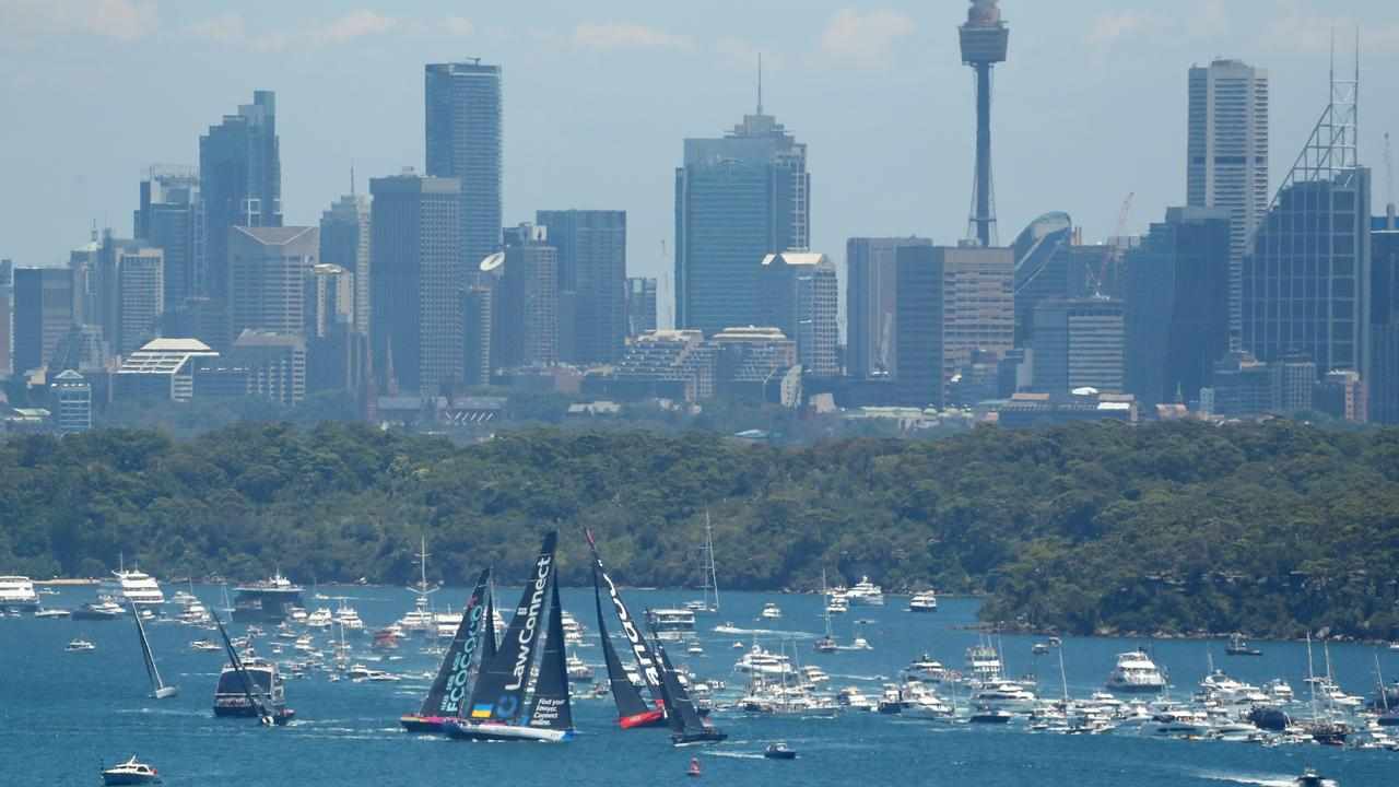 start of the 2022 Sydney to Hobart yacht race.