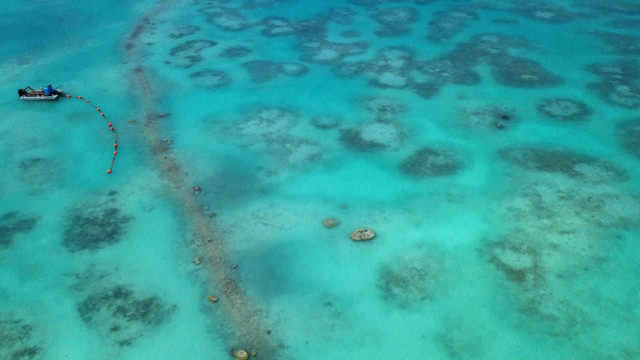 Cocos Island Lagoon off Home Island.