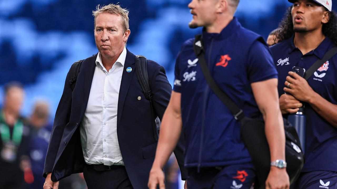 Roosters coach Trent Robinson (left)