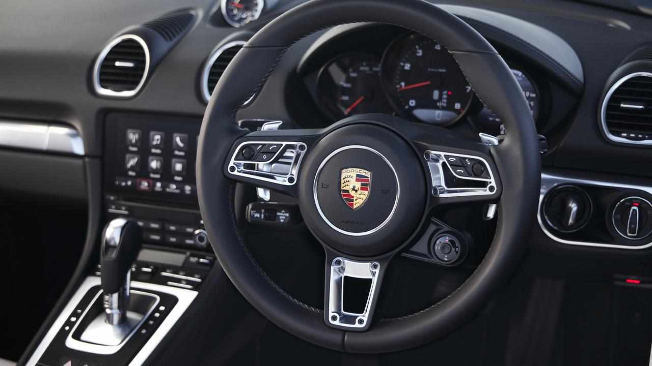 Interior of the Porsche Boxster