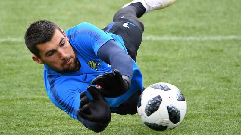 Socceroos ’keeper Mat Ryan suffers fractured cheekbone