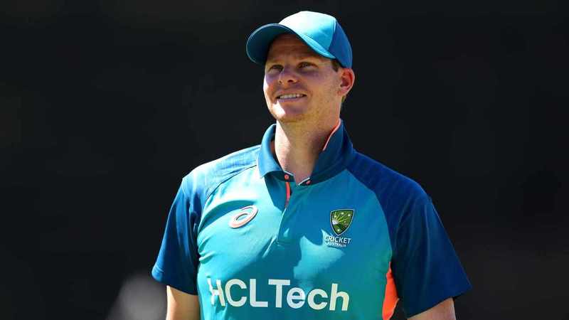 Smith has no plans to follow Warner into retirement