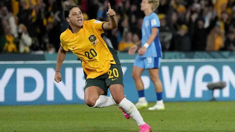 Sam Kerr misses out again on FIFA Best women's prize