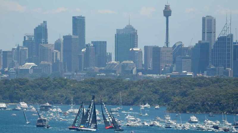 Sydney to Hobart fleet at sea with long-range forecast
