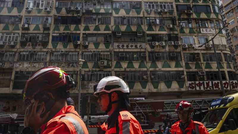 Five dead, dozens injured in Hong Kong building fire
