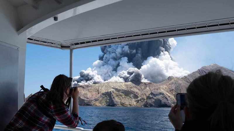 Volcano charges dropped against NZ White Island owners