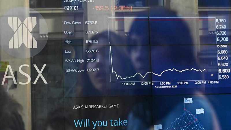 Australian shares drop despite solid economic growth